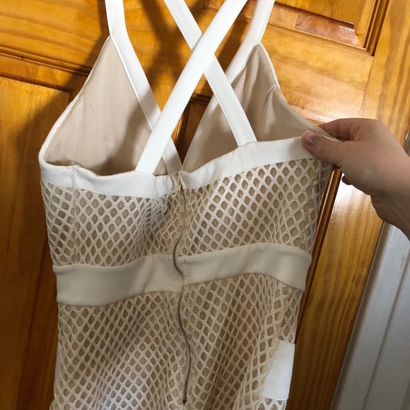 BOGO nude and white net bodycon dress - Picture 5 of 7